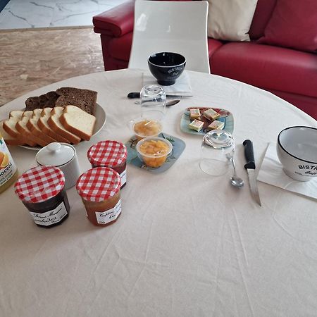 L'Edelweiss Normand Bed & Breakfast Saint-Marcel  Bagian luar foto