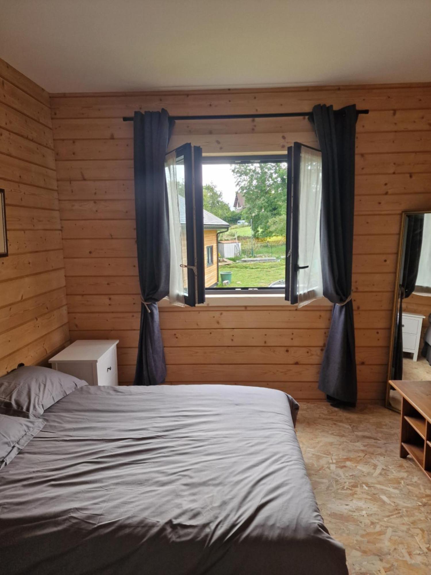 L'Edelweiss Normand Bed & Breakfast Saint-Marcel  Bagian luar foto